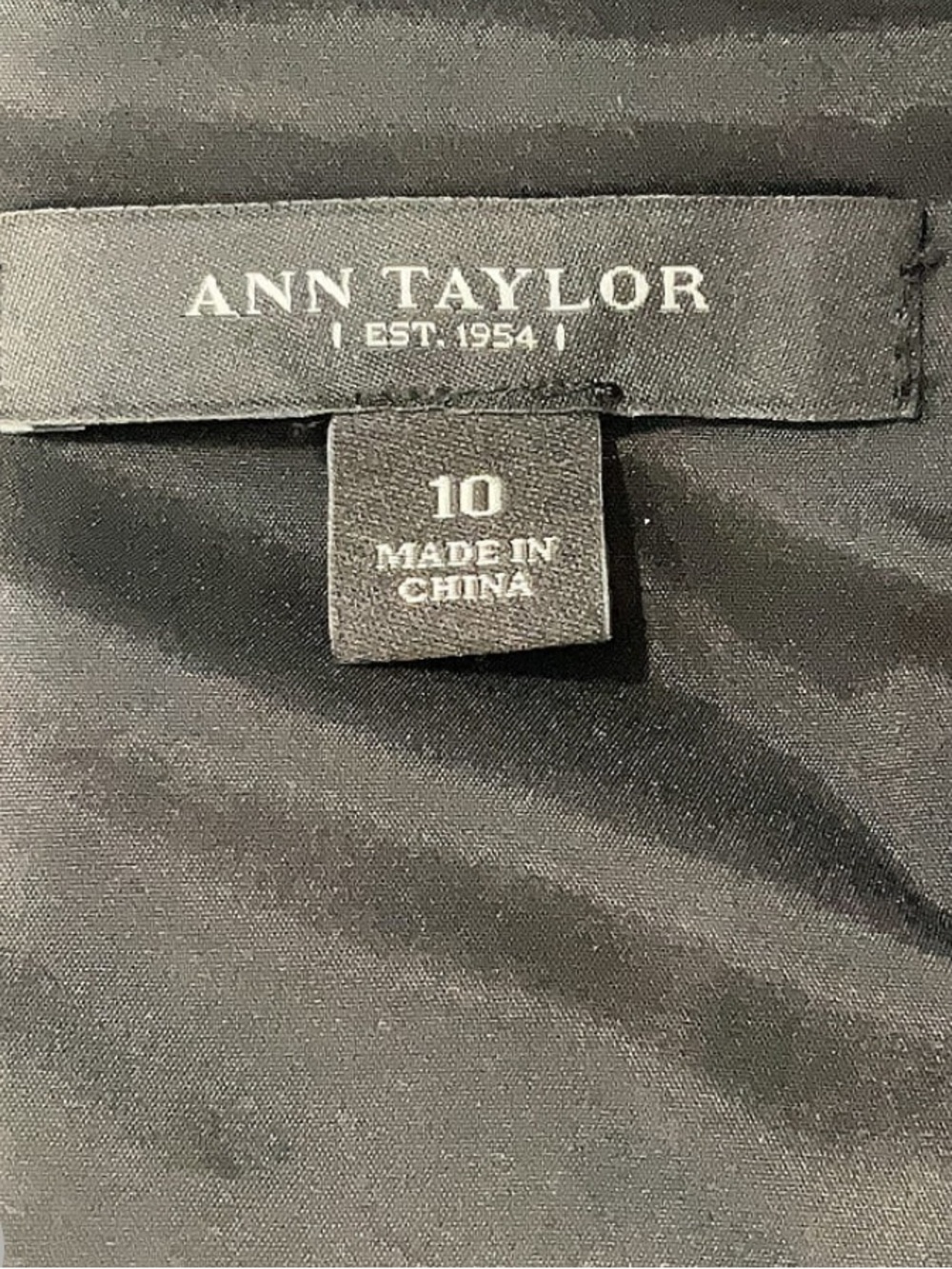 Ann Taylor Black and White Leopard Pencil Skirt - Picture 4 of 7